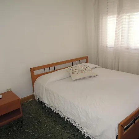 公寓 Flat In A Great Location For 8 Guests - Beahost 比比翁